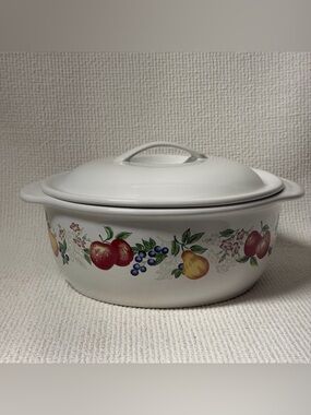 Corelle Coordinates Chutney Fruit
2.5 Ot Stoneware Casserole Dish
With Lid